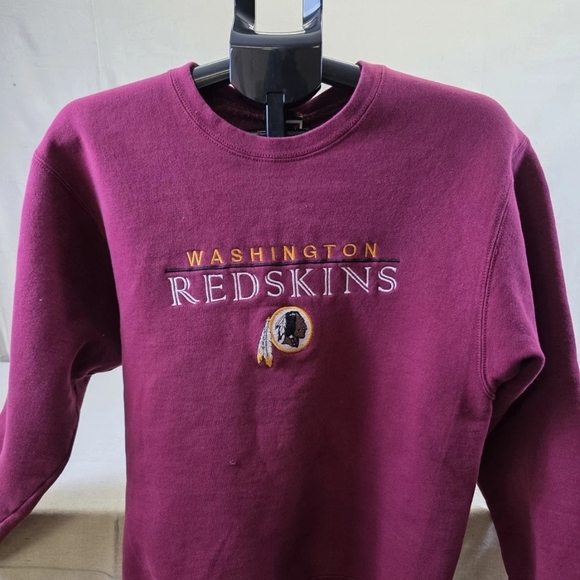 Pro Player Other - Washington Redskins Vintage Sweatshirt Crewneck Pro Player Embroidered Fleece M